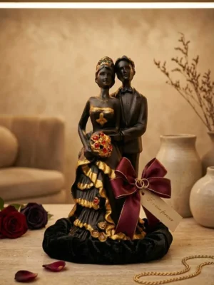 Elivera Romantic Couple Sculpture - Elegant Embrace Edition