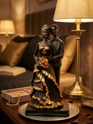 Elivera Romantic Couple Sculpture – Elegant Embrace Edition 4