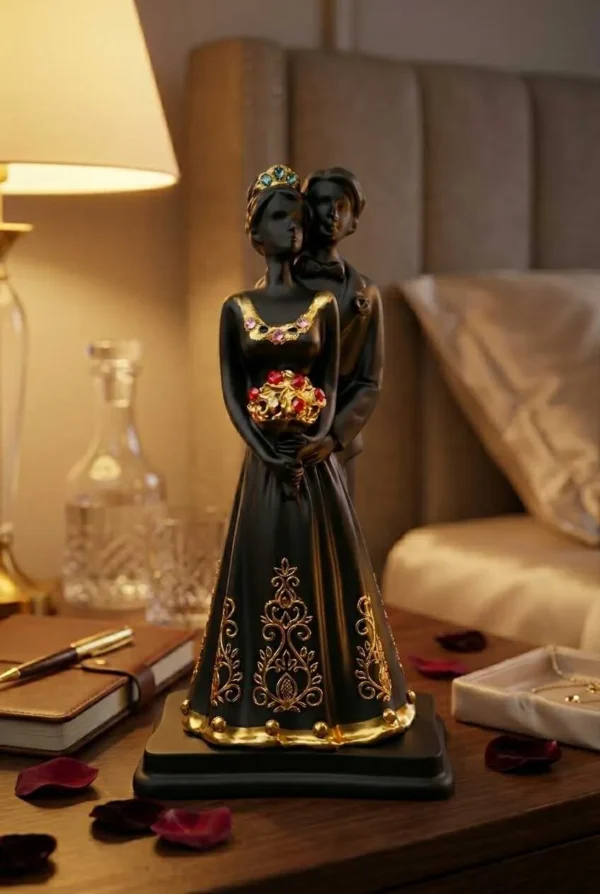 Elivera Romantic Couple Sculpture - Together Forever Edition